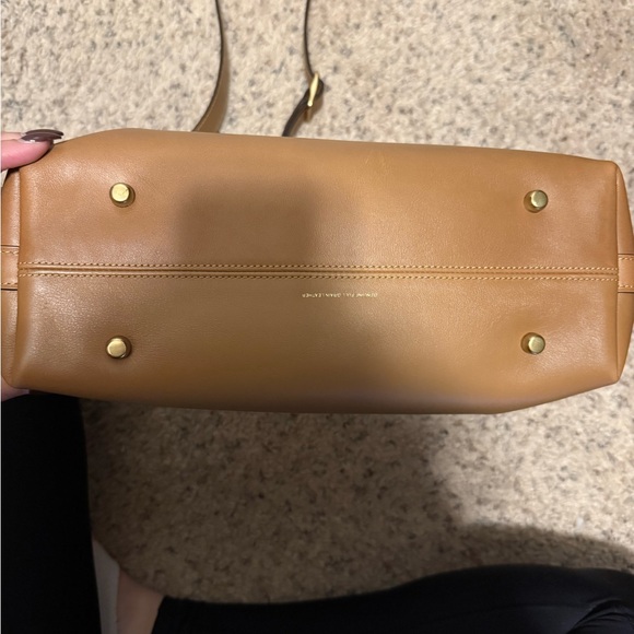 Coach Empire 28 - Picture 3 of 9